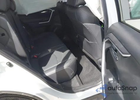 2021 Toyota Rav4 Xle Premium из США, поврежденный, VIN 2T3A1RFV3MW142448